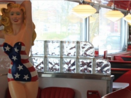 照片: Chrome - Original American Diner